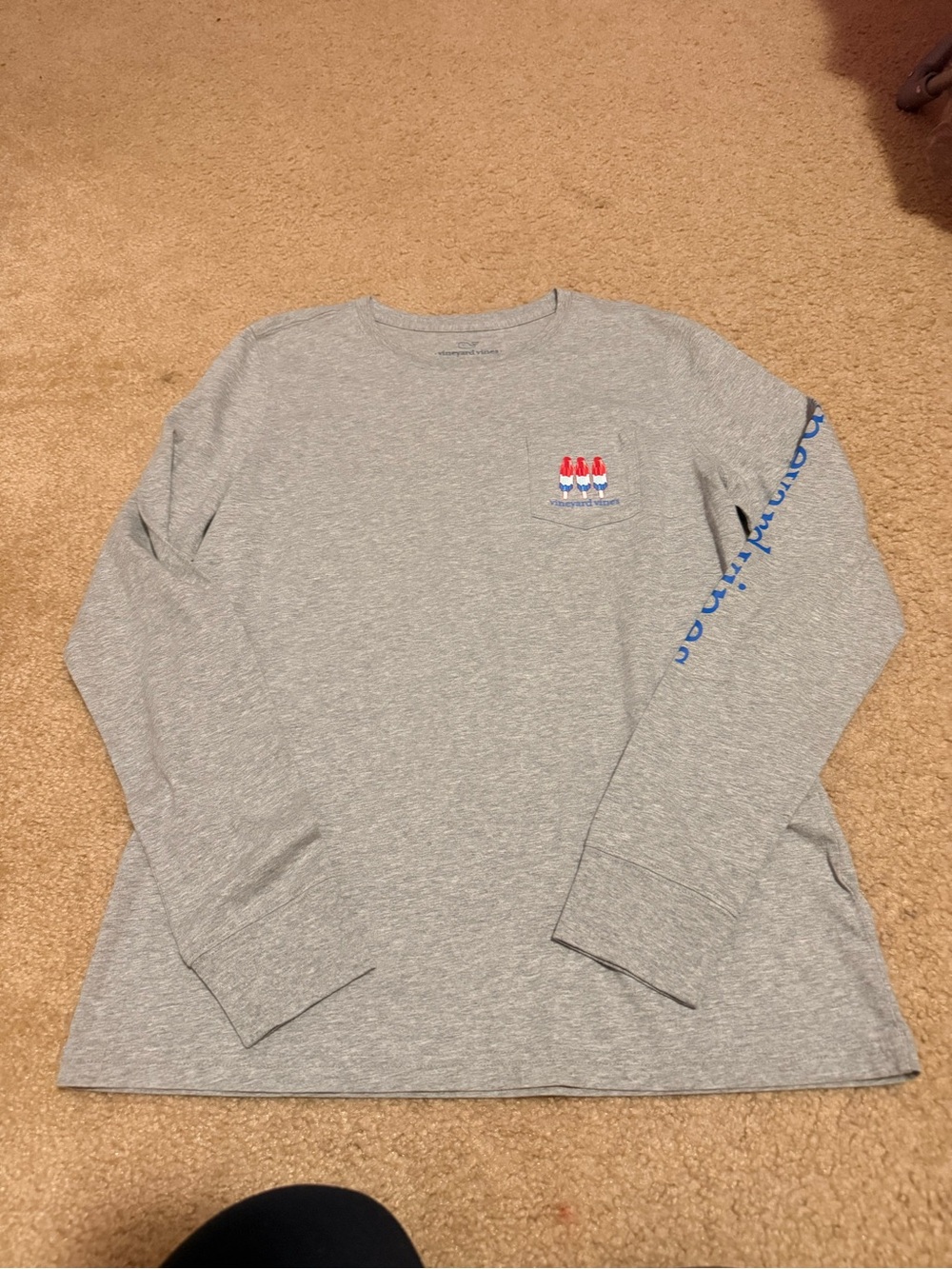 Gray Long-Sleeve Graphic Pocket Tee - Men's XS (4th of July!)